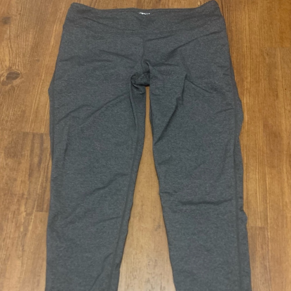 TNA leggings